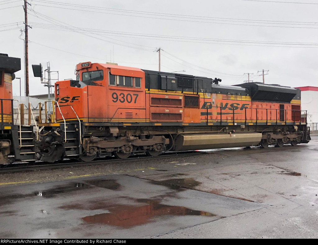 BNSF 9307